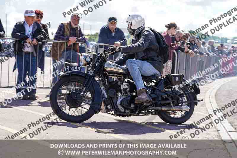 Vintage motorcycle club;eventdigitalimages;no limits trackdays;peter wileman photography;vintage motocycles;vmcc banbury run photographs